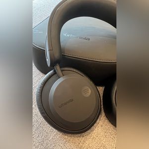 Urbanista Headphones Spotify Collab new